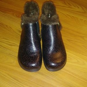 Womens Alegria Bootie